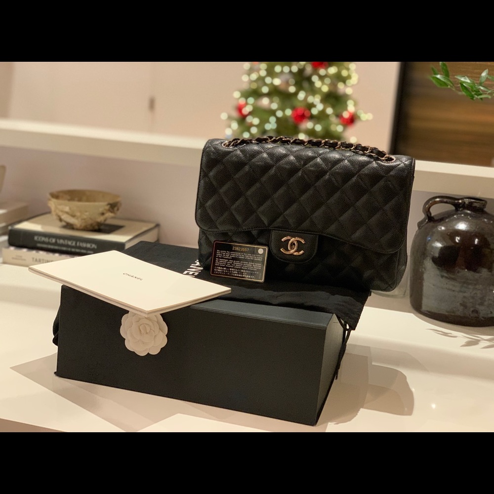 AUTHENTIC CLASSIC JUMBO DOUBLE FLAP CAVIAR